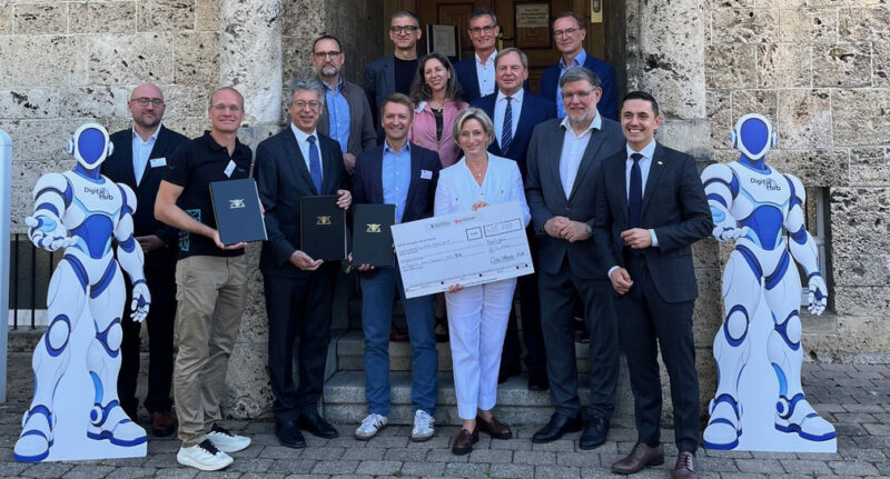 Übergabe des Förderbescheids an den Digital Hub Neckar-Alb