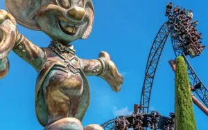 Europa-Park öffnet 2027 zwei Wochen früher: Tickets ab 59,50 Euro Europa-Park öffnet 2027 zwei Wochen früher: Tickets ab 59,50 Euro
