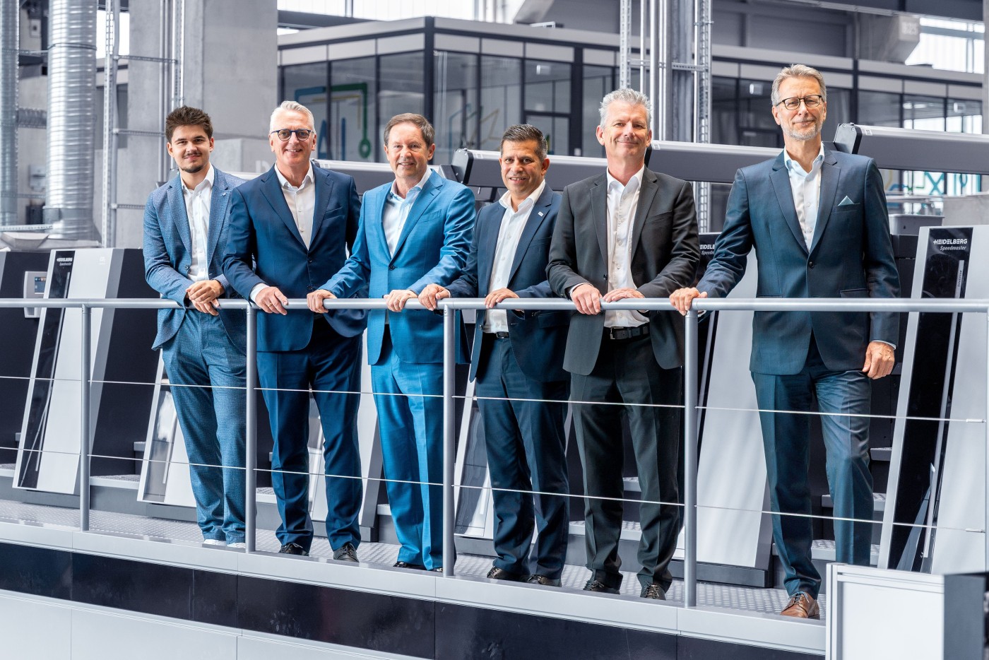 Vertreter von HEIDELBERG und pfenning bei der Kooperation in Wiesloch-Walldorf