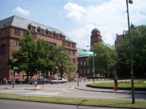 Kollegiengebäude I der Universität Freiburg