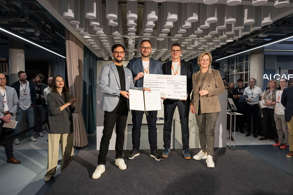 Übergabe des Förderbescheids für das Robotik-Reallabor am IPAI Campus in Heilbronn