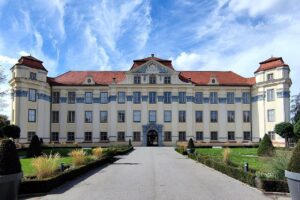 Neues Schloss Tettnang mit Schlossplatz