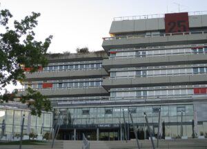 Südeingang der Universität Ulm, Archivaufnahme