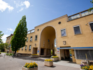 Torbogen am Universitätsklinikum Freiburg, Symbolbild