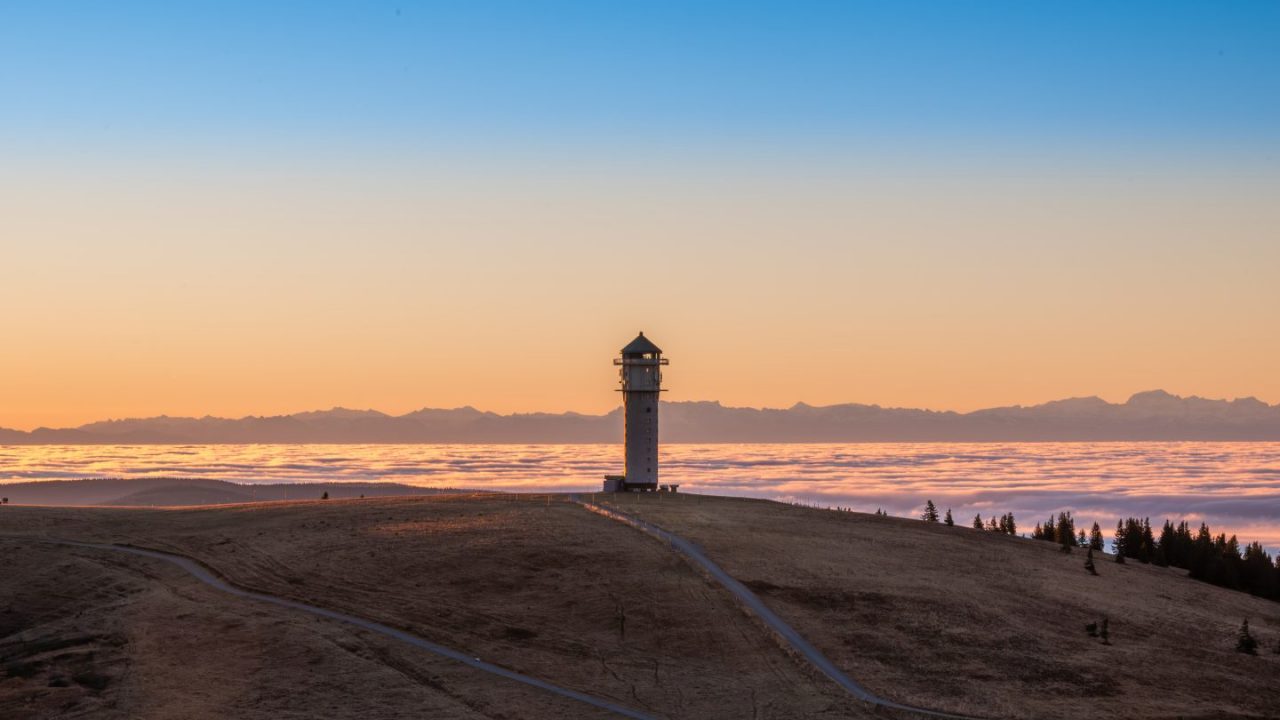 Feldbergturm am Abend